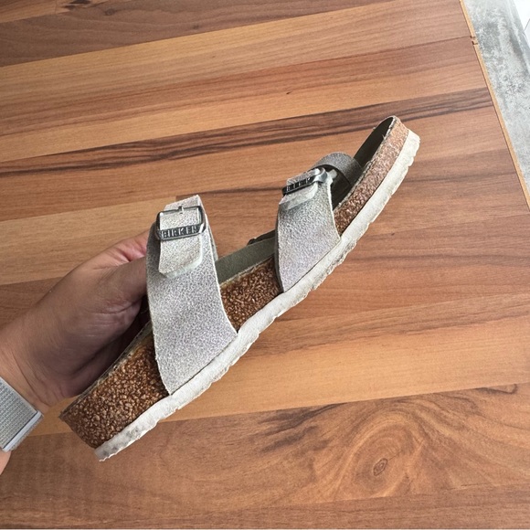 Birkenstock Mayari Kids
Microfiber - Iridescent Matcha - Picture 5 of 11